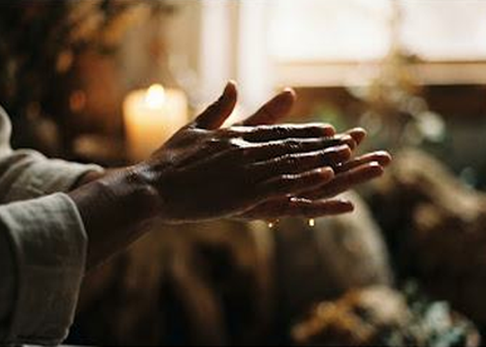 spa_hands